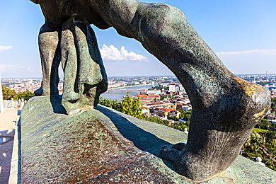 《超级房车赛：传奇》12月4日公布首个实机演示和发售时间